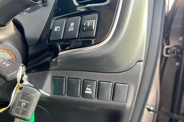 2016 Mitsubishi Outlander LS Safety Pack ZK