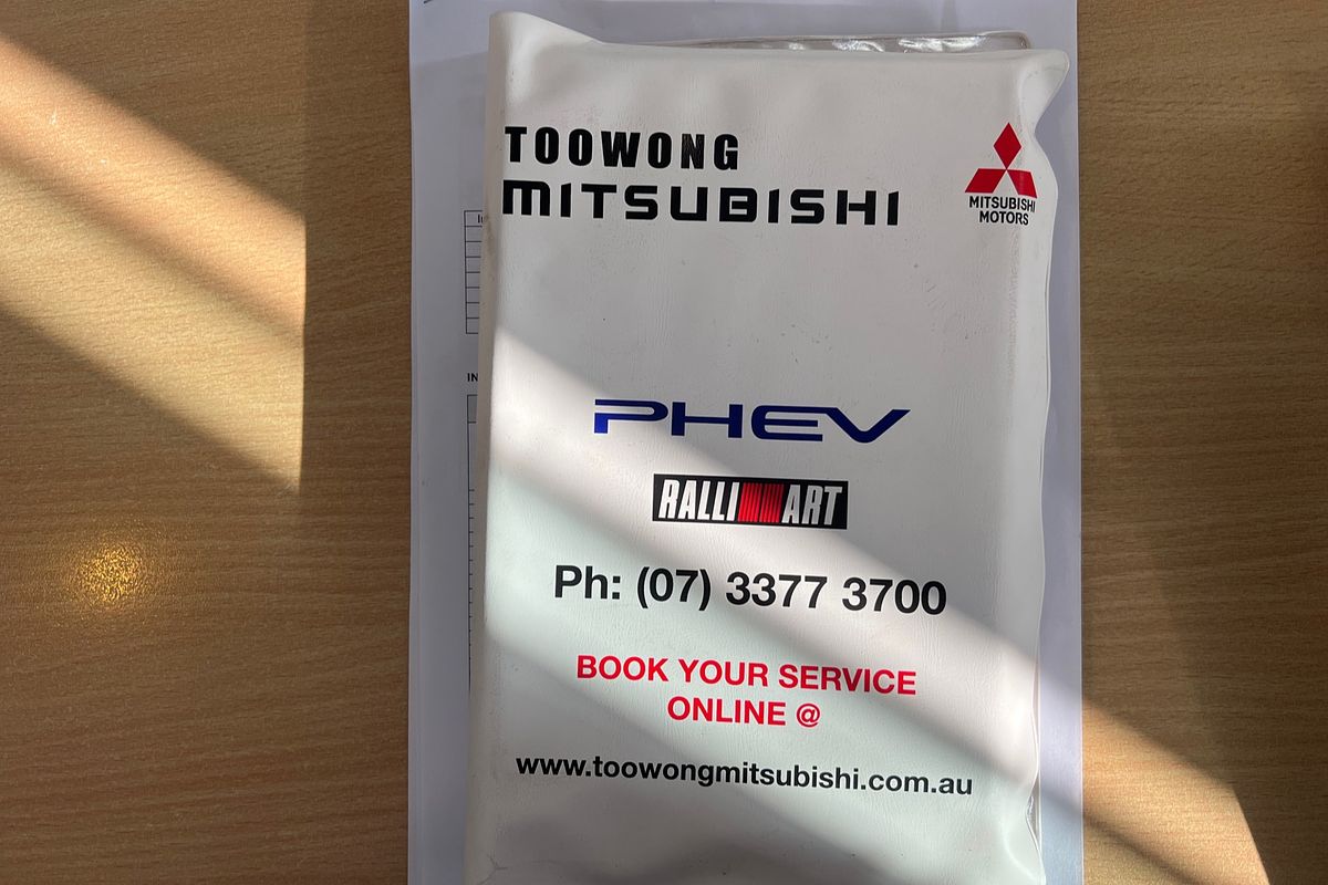 2016 Mitsubishi Outlander LS Safety Pack ZK