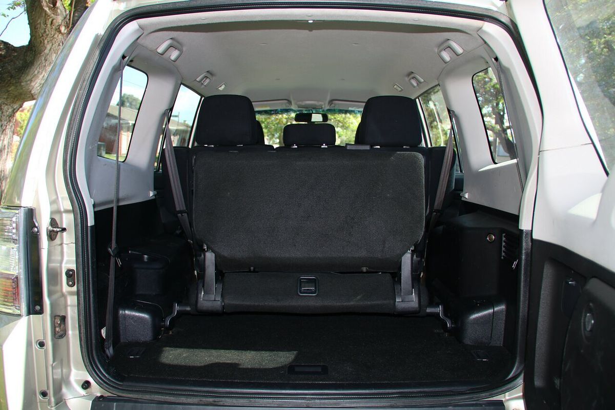 2010 Mitsubishi Pajero Activ NT