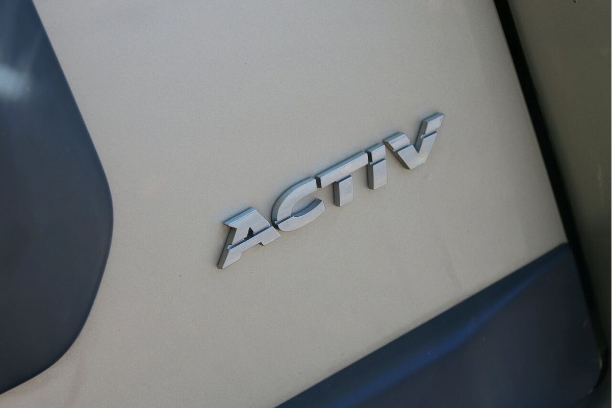 2010 Mitsubishi Pajero Activ NT