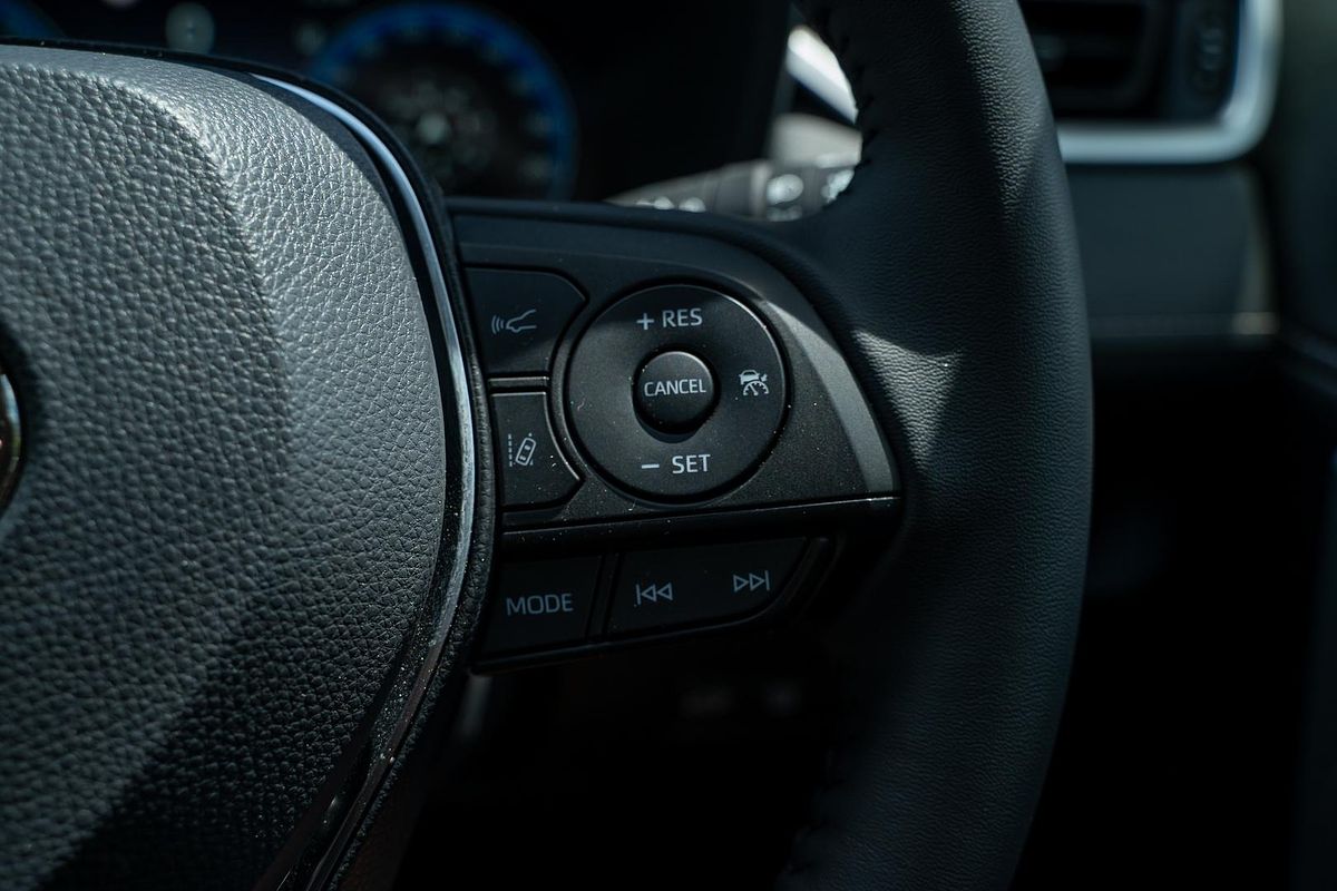 2025 Toyota RAV4 Cruiser AXAH54R