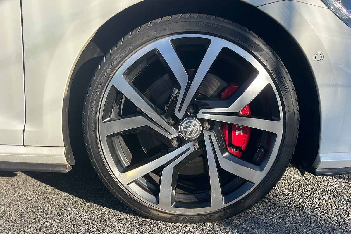 2019 Volkswagen Golf GTI 7.5