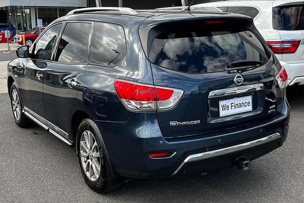 2016 Nissan Pathfinder ST-L R52