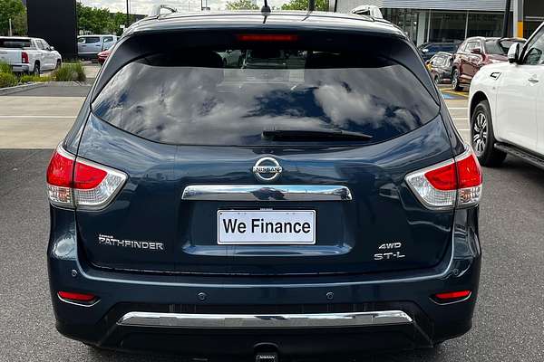 2016 Nissan Pathfinder ST-L R52
