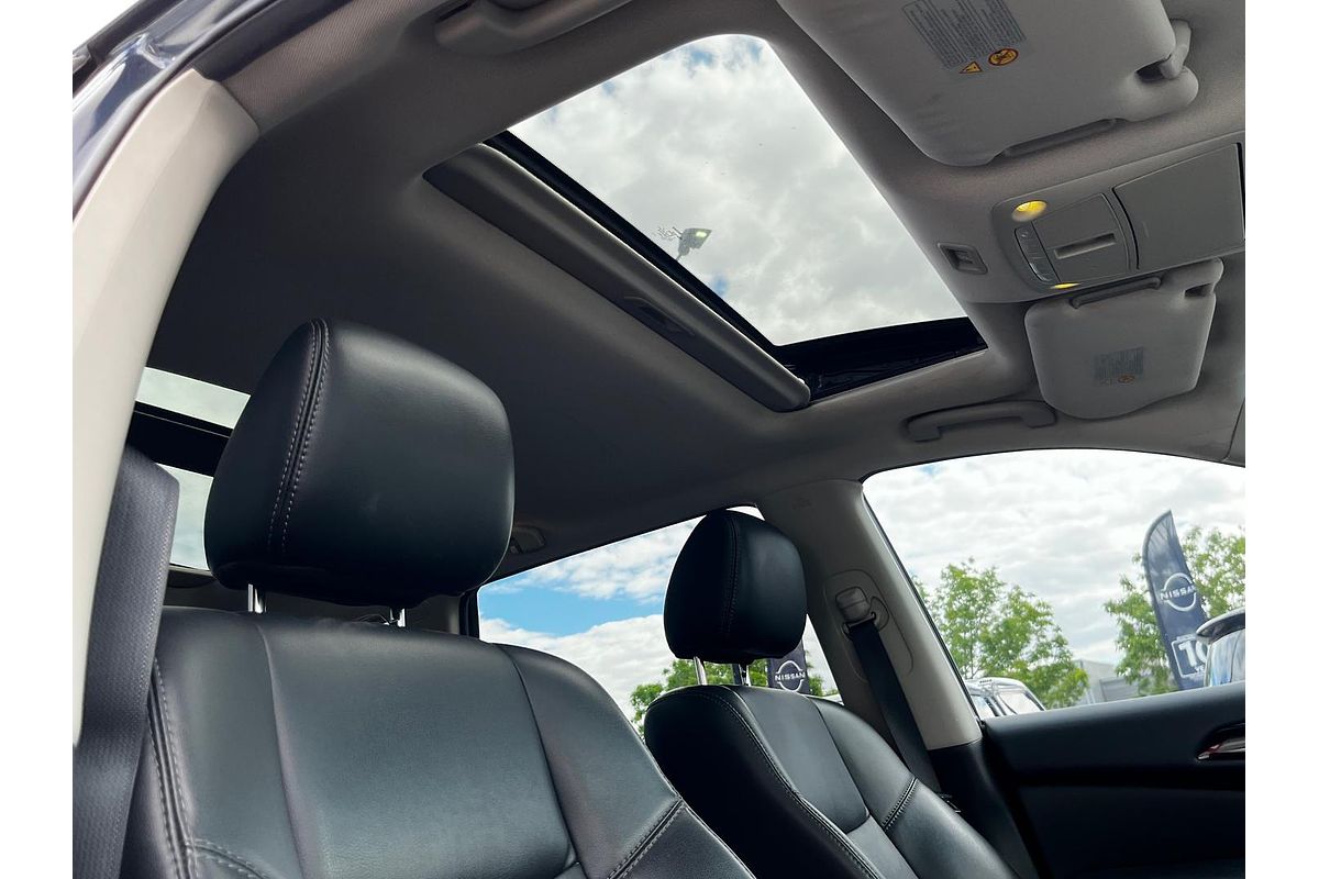 2016 Nissan Pathfinder ST-L R52