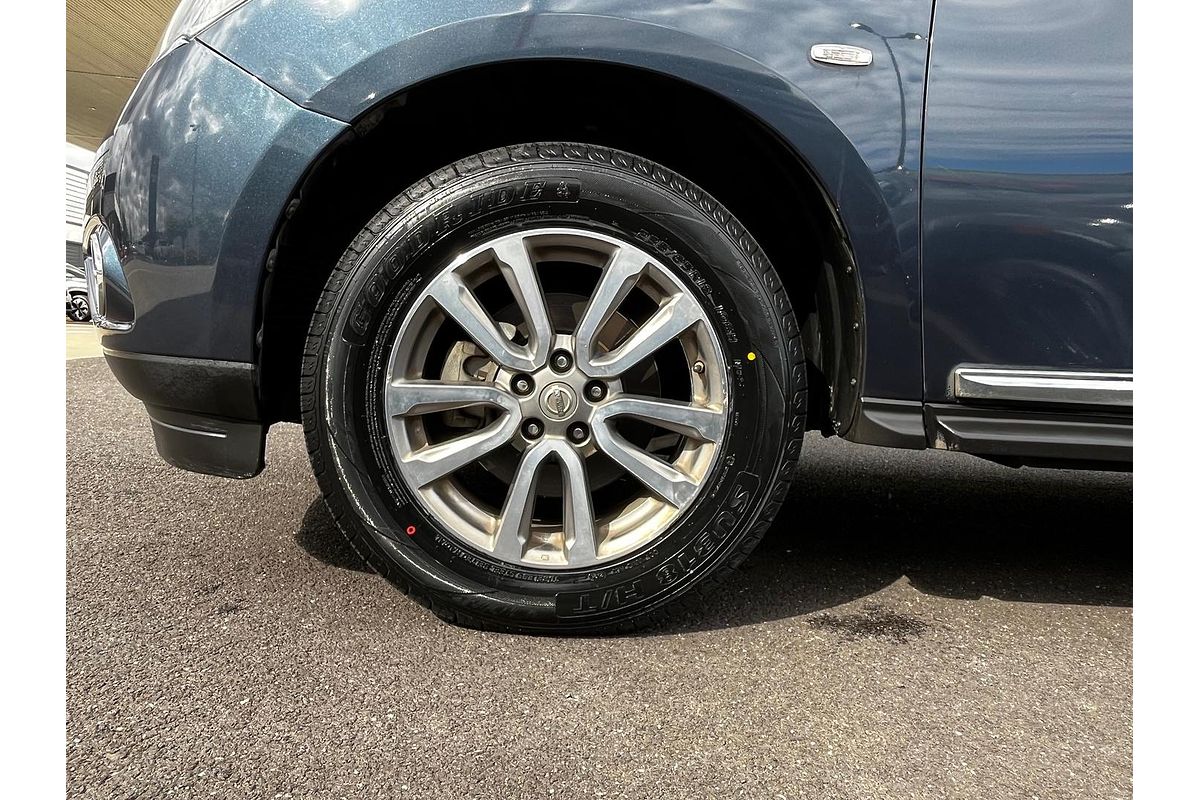 2016 Nissan Pathfinder ST-L R52
