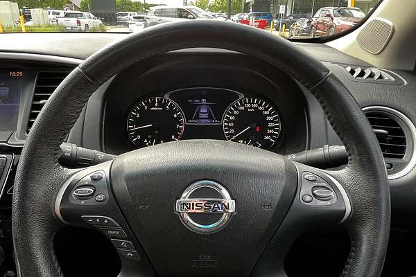 2016 Nissan Pathfinder ST-L R52