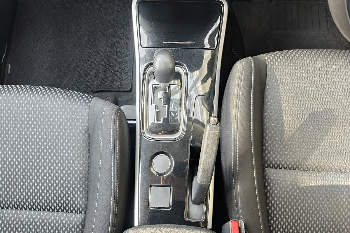 2016 Mitsubishi Outlander LS Safety Pack ZK