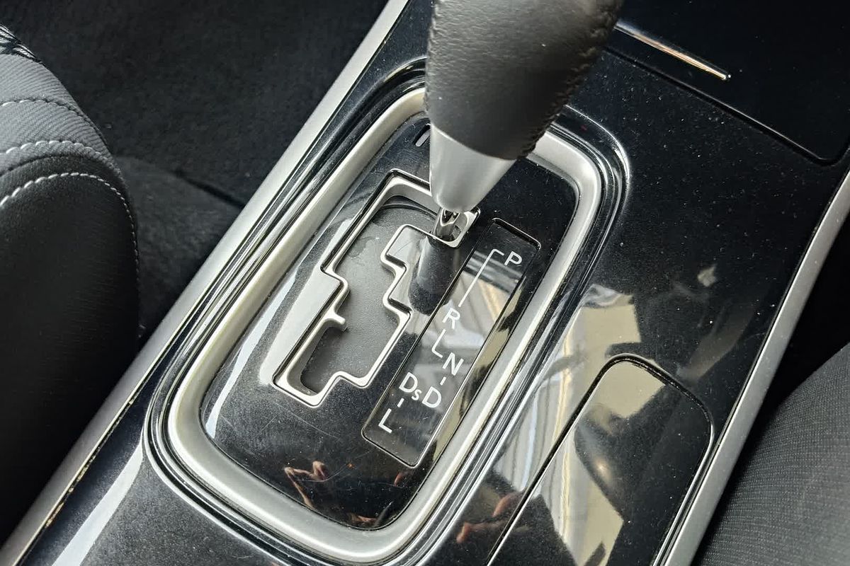 2016 Mitsubishi Outlander LS Safety Pack ZK