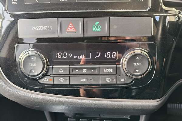 2016 Mitsubishi Outlander LS Safety Pack ZK