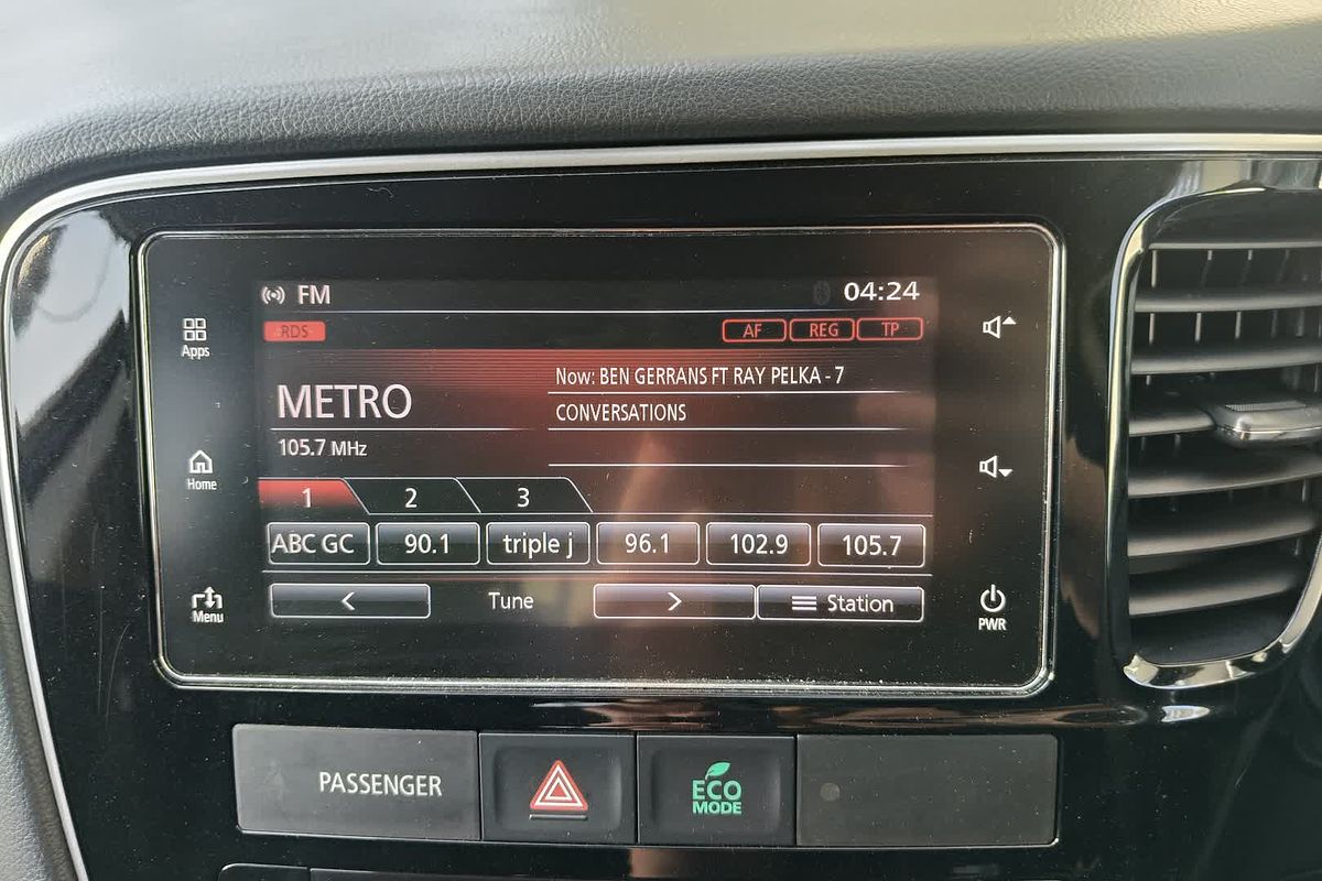 2016 Mitsubishi Outlander LS Safety Pack ZK