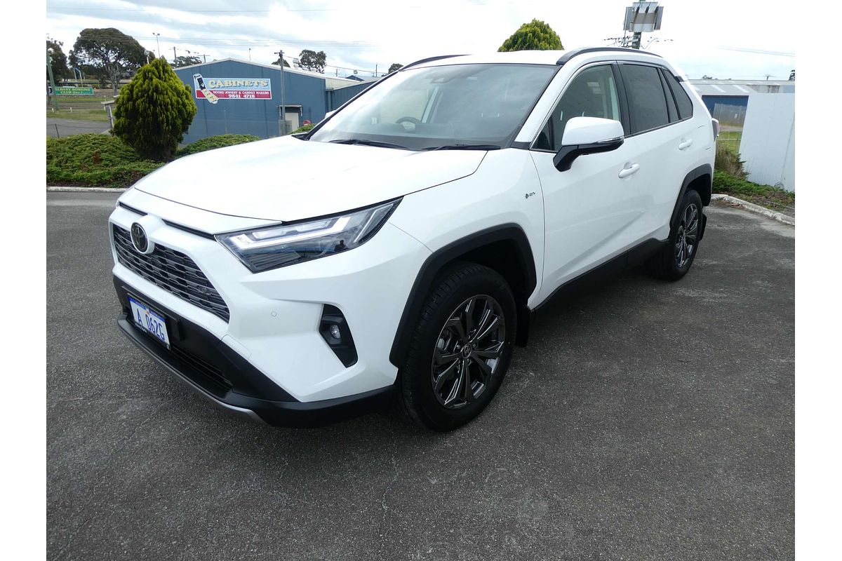 2024 Toyota RAV4 GXL AXAH52R