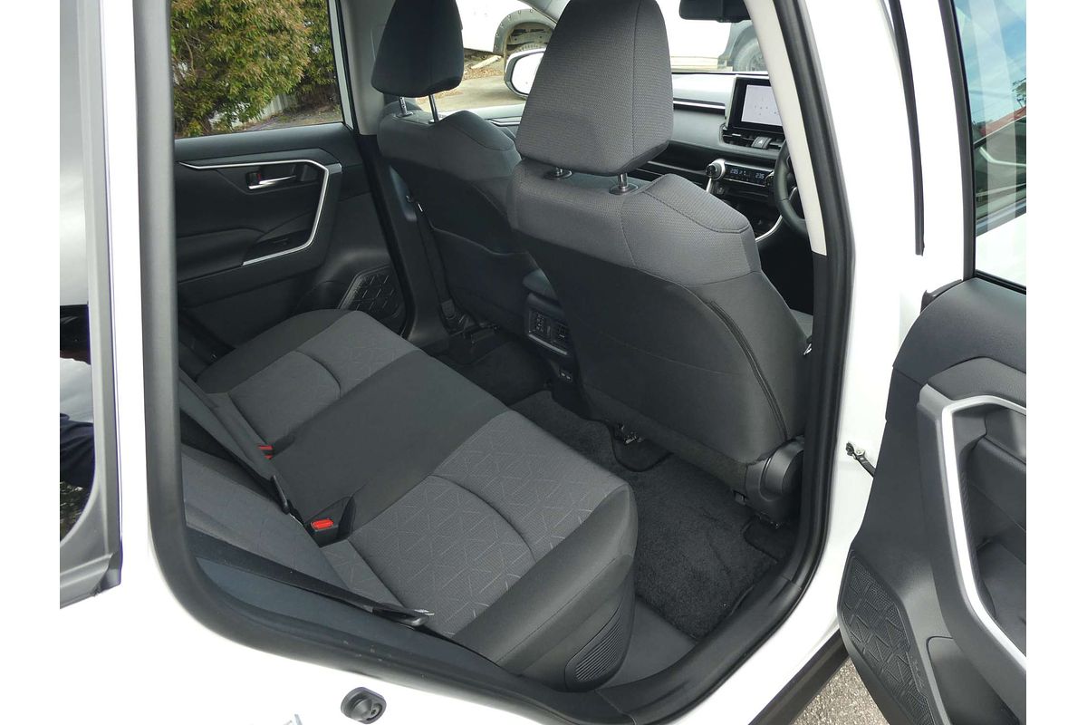 2024 Toyota RAV4 GXL AXAH52R