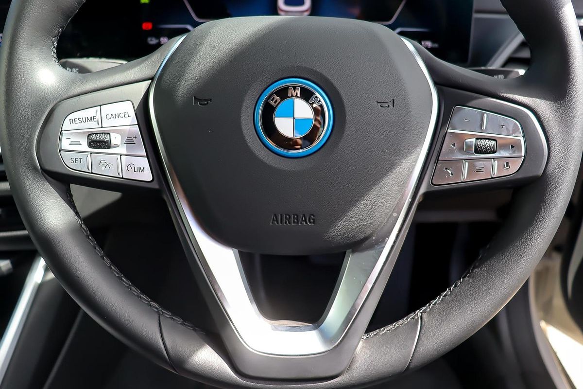 2025 BMW i4 eDrive35 G26 LCI