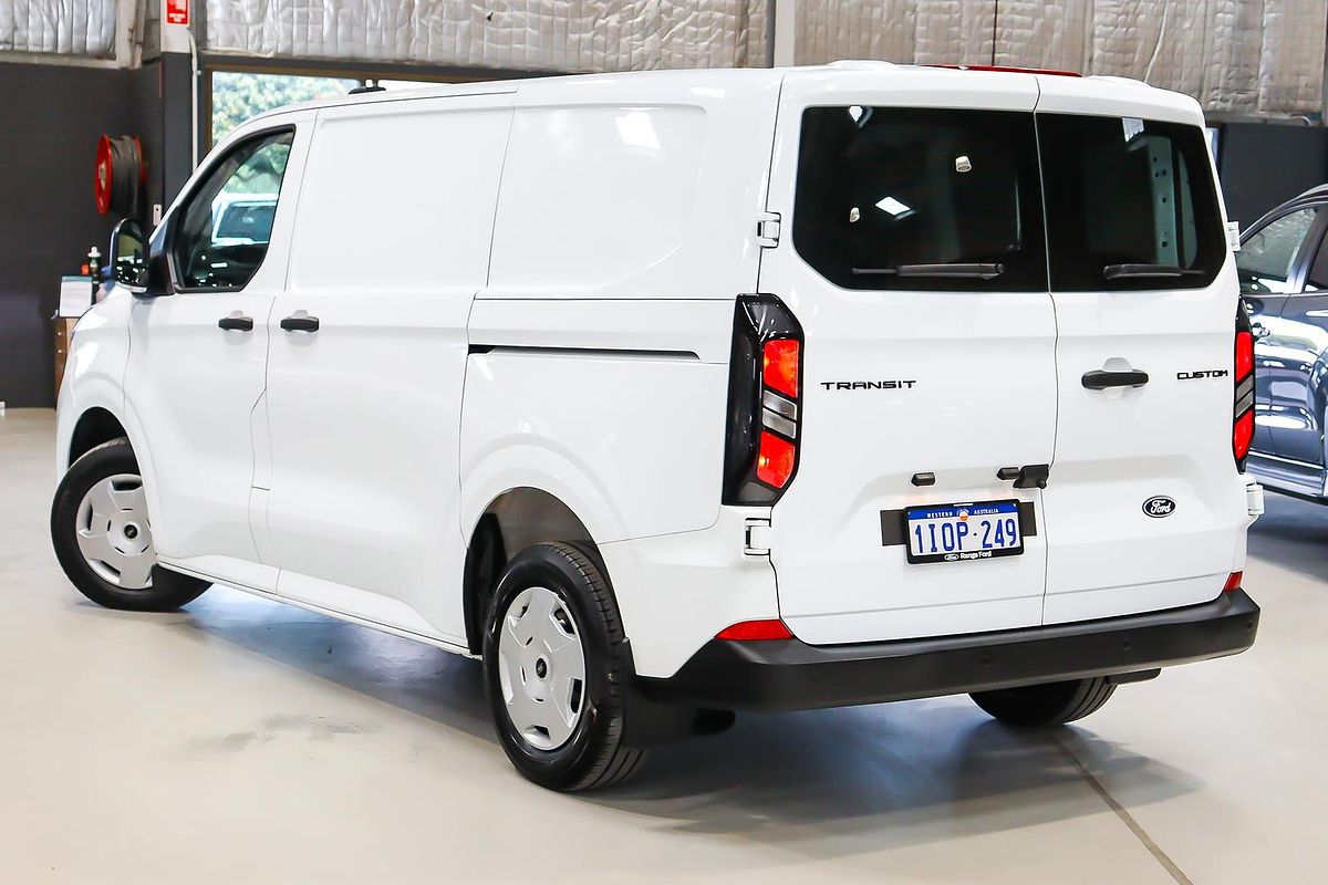 2023 Ford Transit Custom Trend 320S AV SWB Low Roof