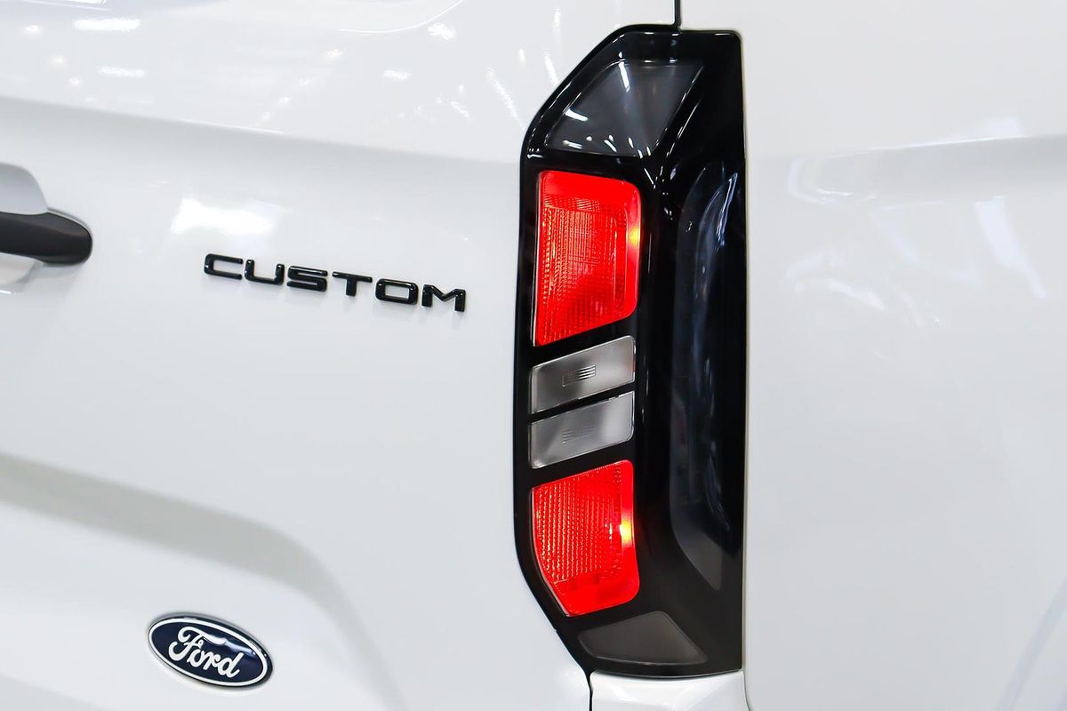 2023 Ford Transit Custom Trend 320S AV SWB Low Roof