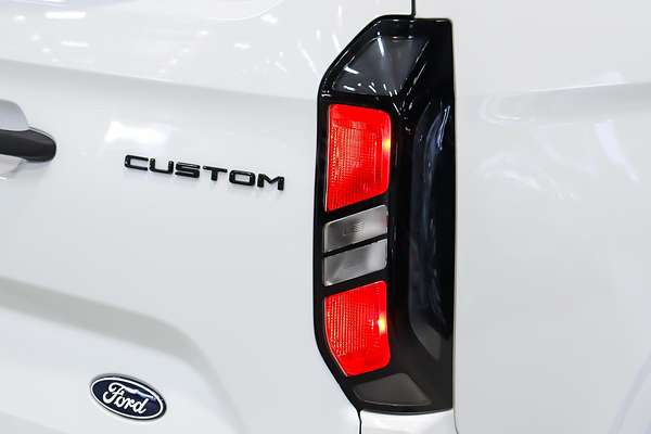 2023 Ford Transit Custom Trend 320S AV SWB Low Roof