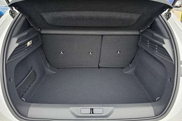 2023 Peugeot 308 GT P51