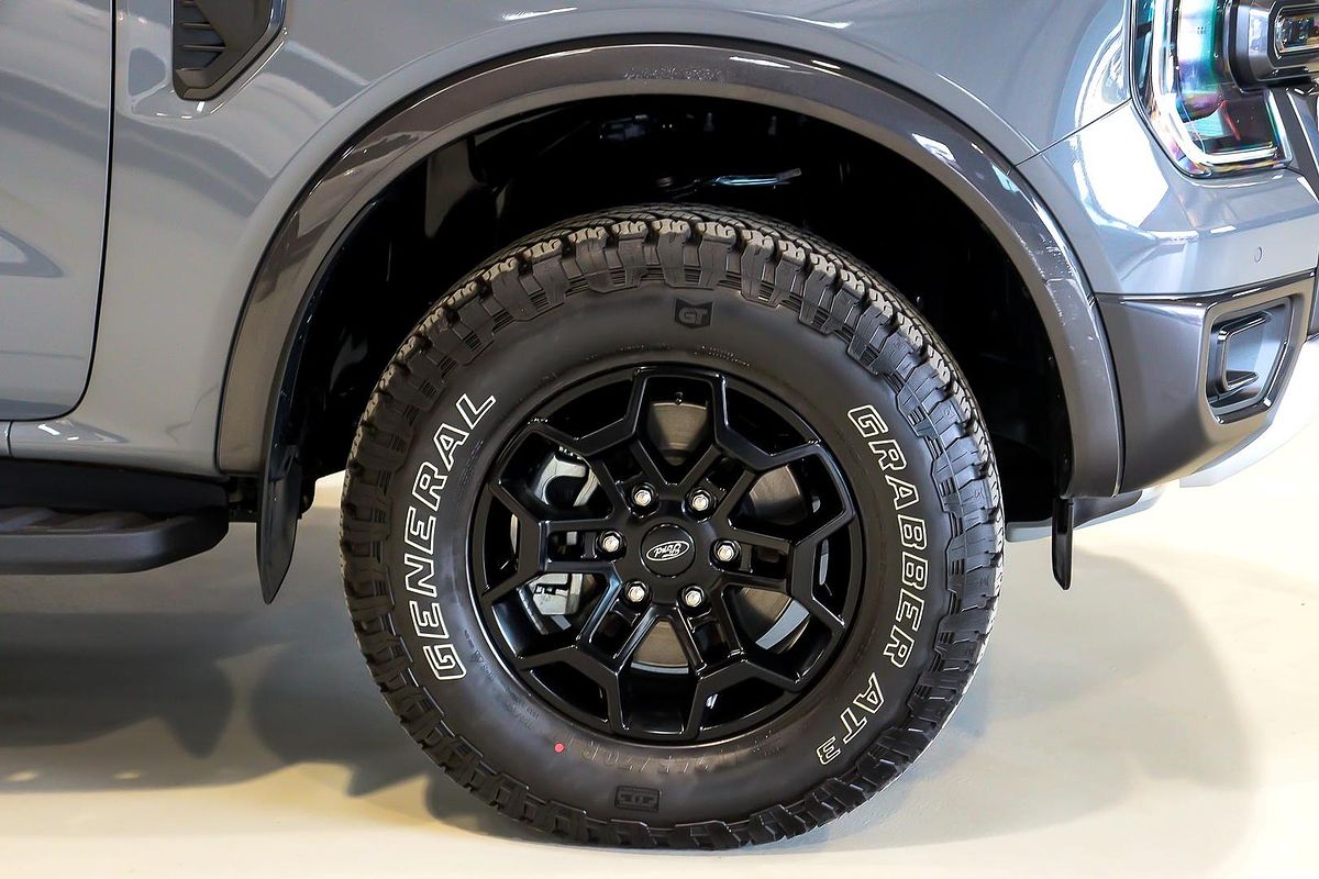 2024 Ford Ranger Tremor  4X4 2.0L