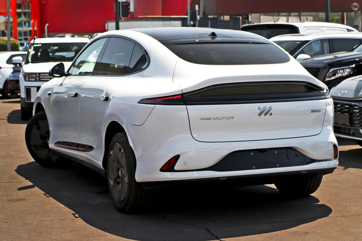2025 MG IM6 Premium S12L