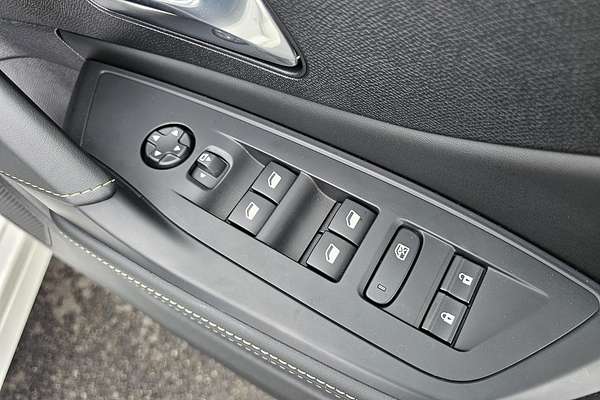 2023 Peugeot 308 GT P51