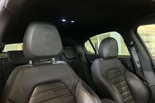 2021 Alfa Romeo Stelvio Sport Series 2