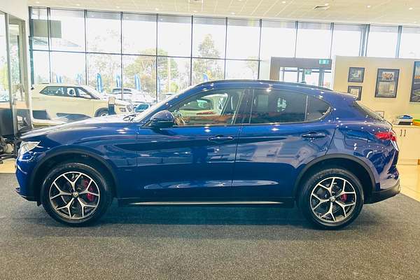 2021 Alfa Romeo Stelvio Sport Series 2