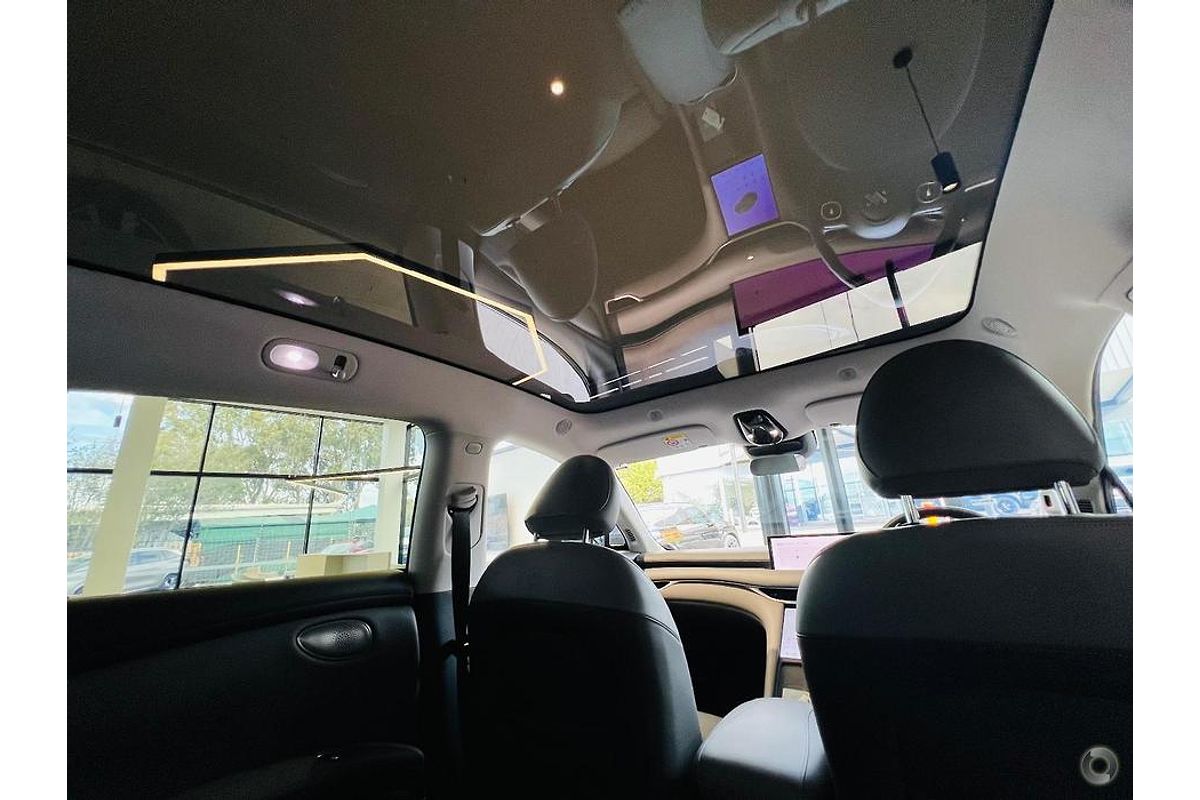 2025 MG IM6 Performance S12L