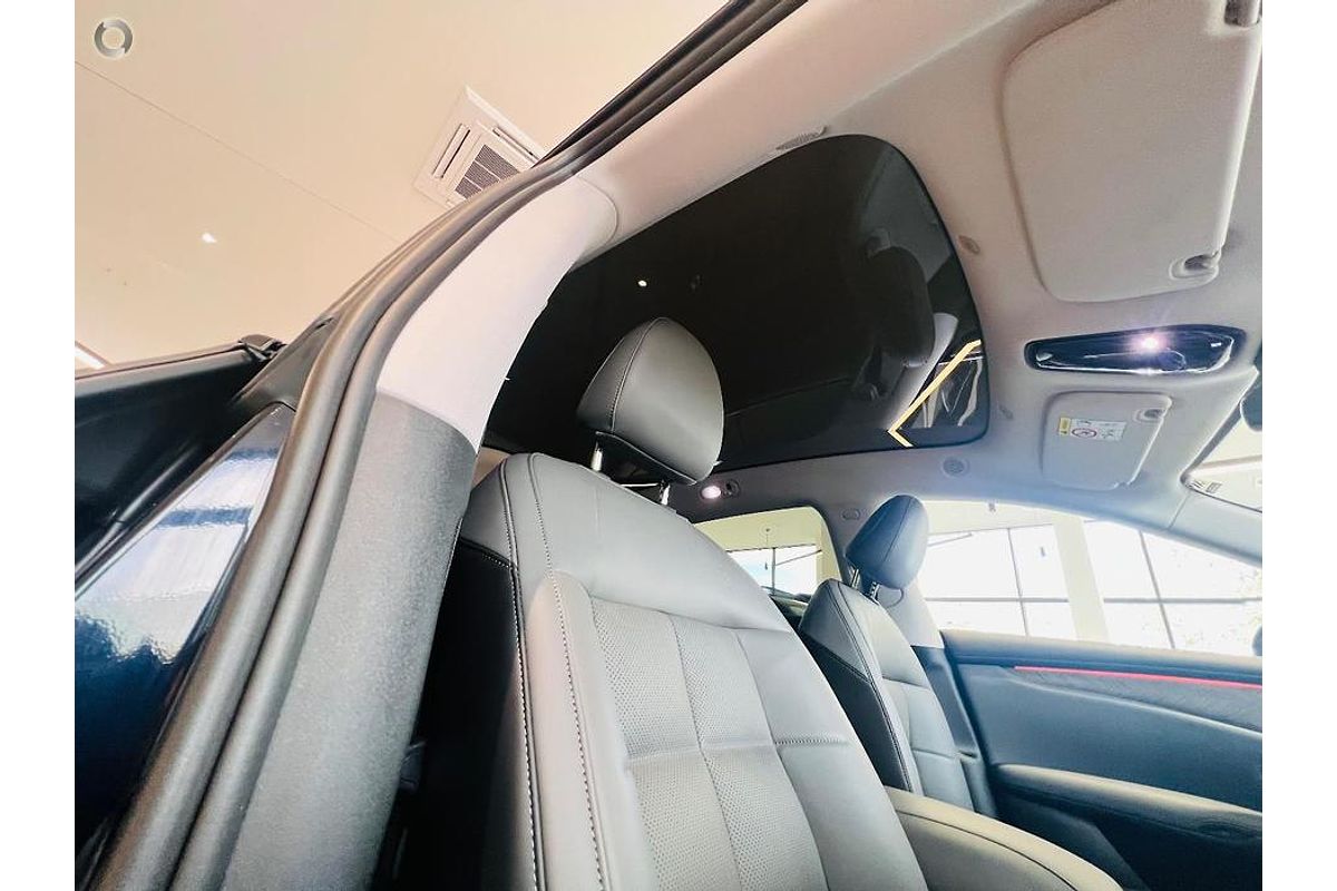 2025 MG IM6 Performance S12L