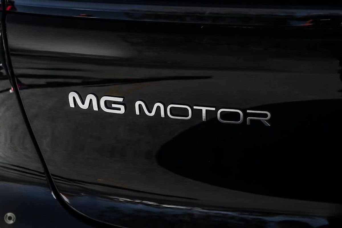 2025 MG IM6 Performance S12L