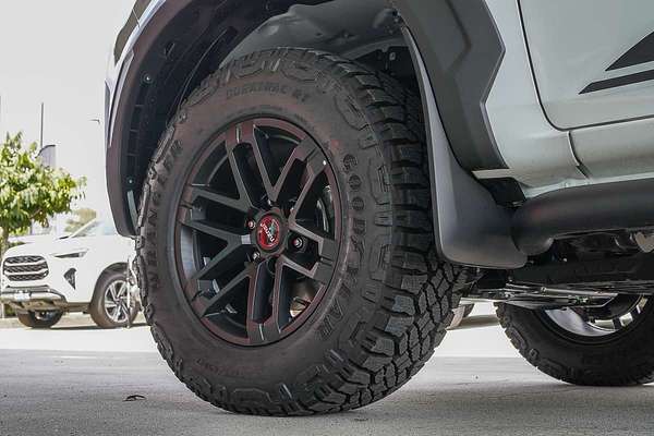 2025 Isuzu D-MAX BLADE 4X4