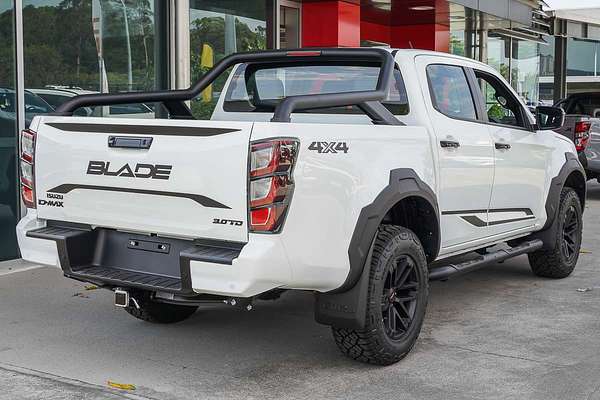 2025 Isuzu D-MAX BLADE 4X4