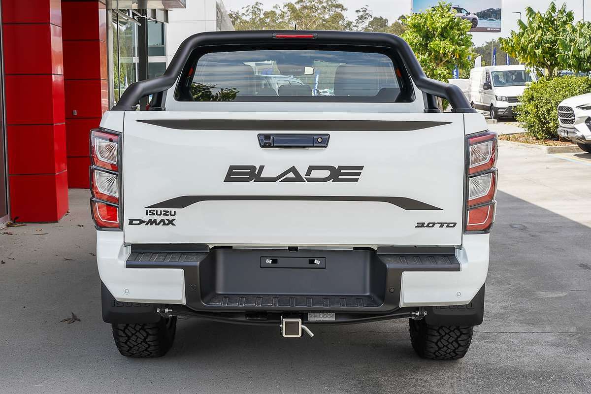 2025 Isuzu D-MAX BLADE 4X4