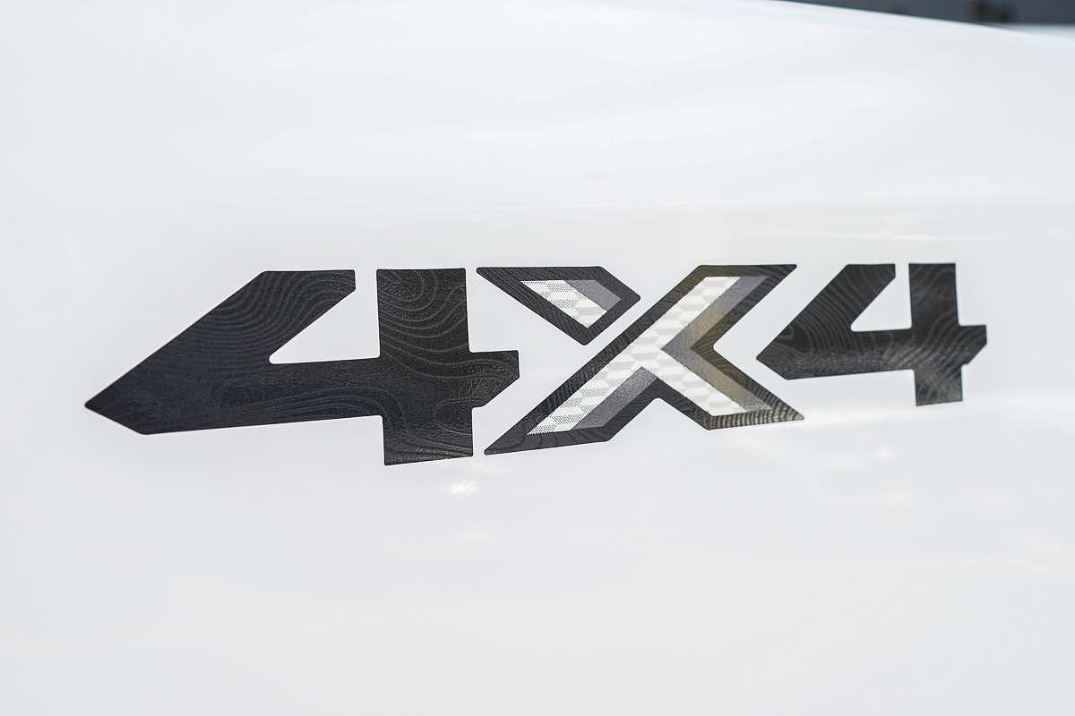 2025 Isuzu D-MAX BLADE 4X4