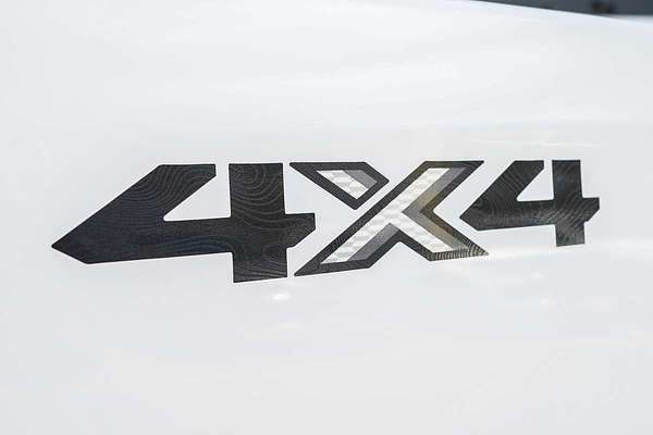 2025 Isuzu D-MAX BLADE 4X4