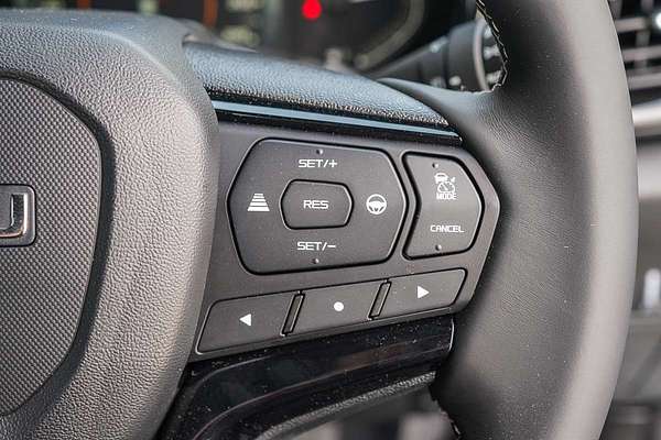 2025 Isuzu D-MAX BLADE 4X4