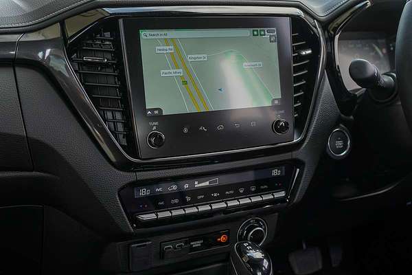 2025 Isuzu D-MAX BLADE 4X4