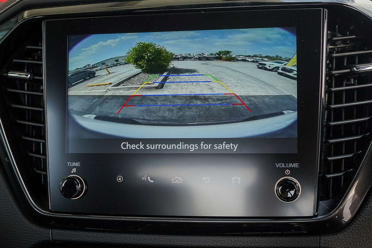 2025 Isuzu D-MAX BLADE 4X4