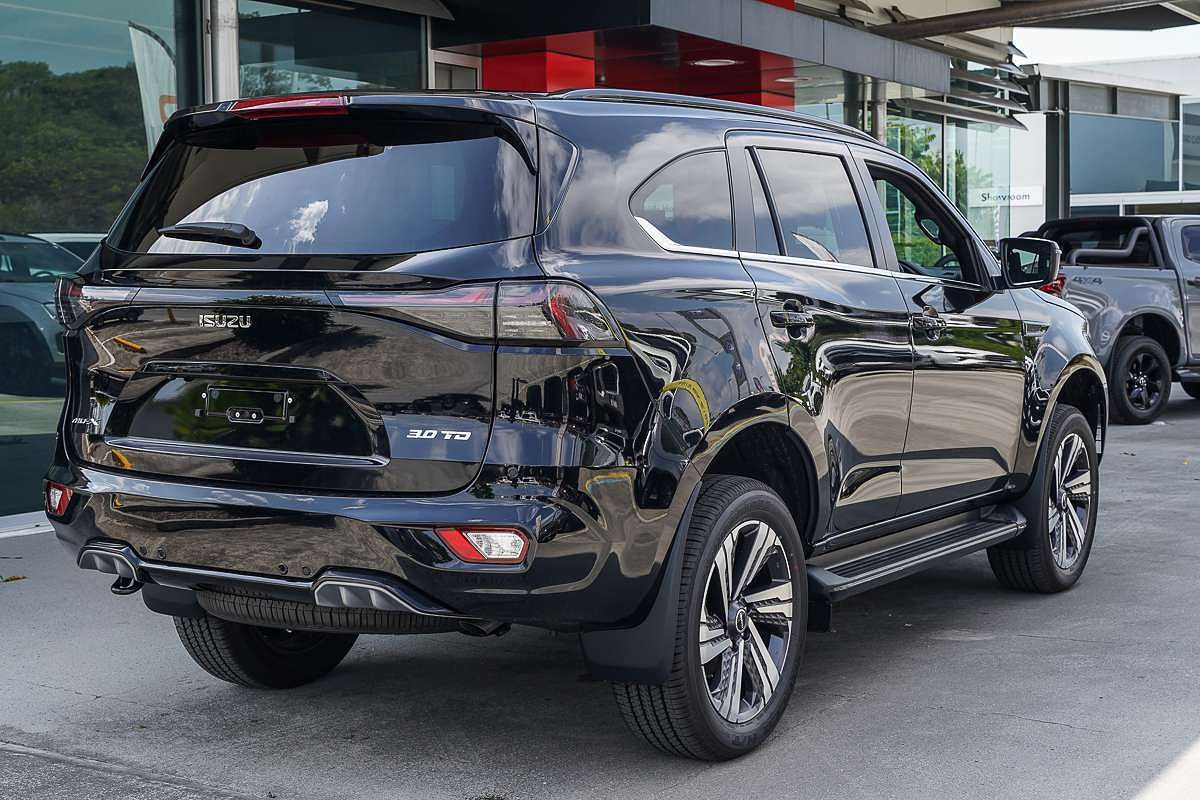 2025 Isuzu MU-X LS-T
