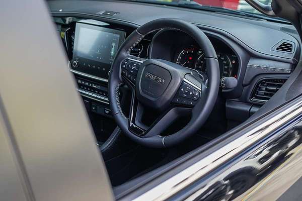 2025 Isuzu MU-X LS-T