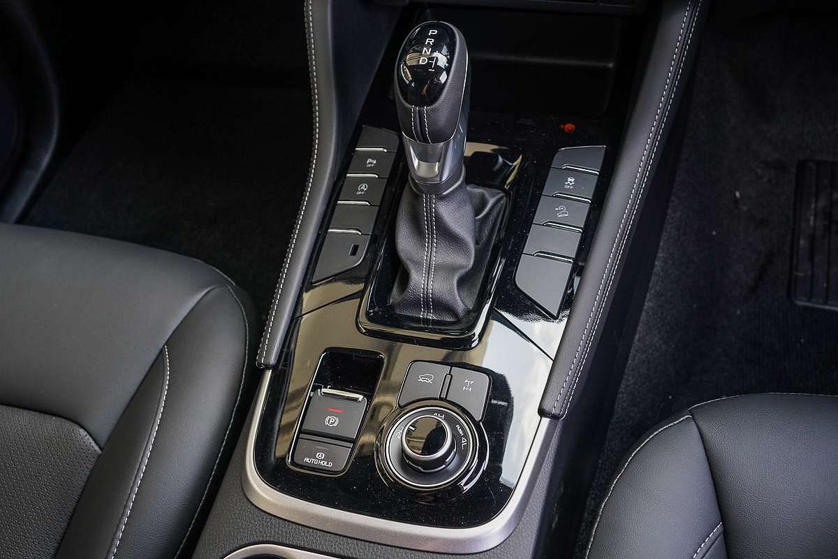 2025 Isuzu MU-X LS-T