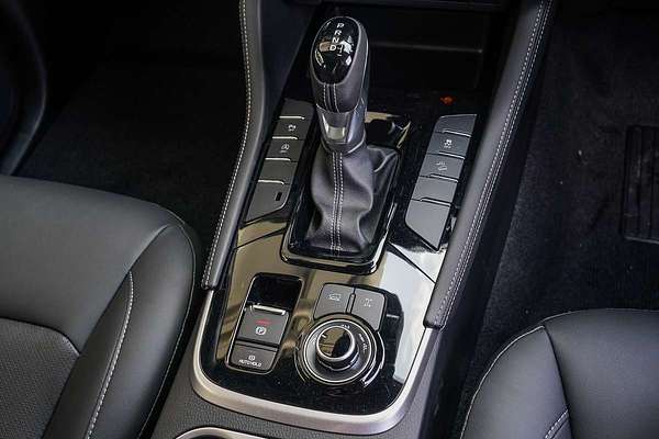 2025 Isuzu MU-X LS-T