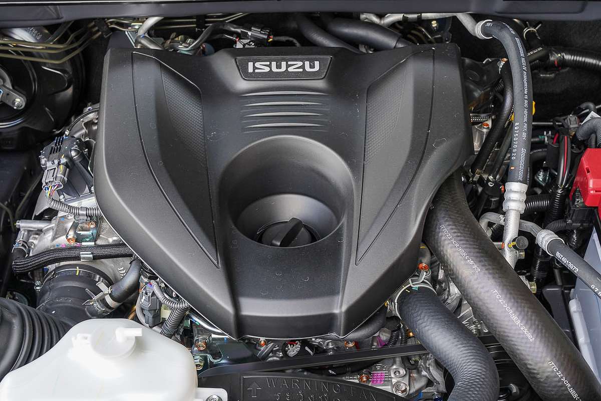 2025 Isuzu MU-X LS-T