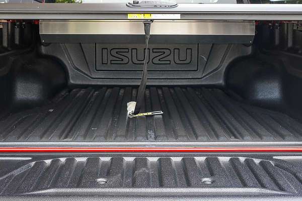 2025 Isuzu D-MAX X-TERRAIN 4X4