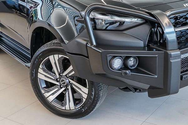 2025 Isuzu MU-X LS-T
