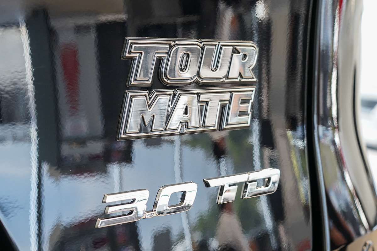 2025 Isuzu MU-X LS-T