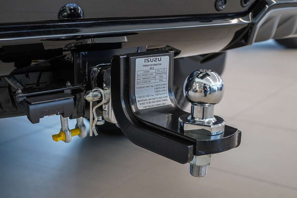 2025 Isuzu MU-X LS-T