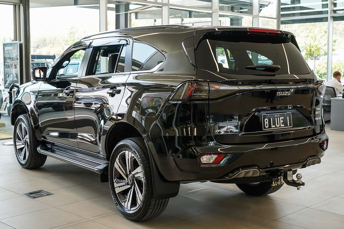 2025 Isuzu MU-X LS-T