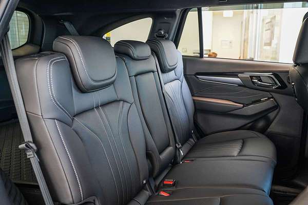 2025 Isuzu MU-X LS-T