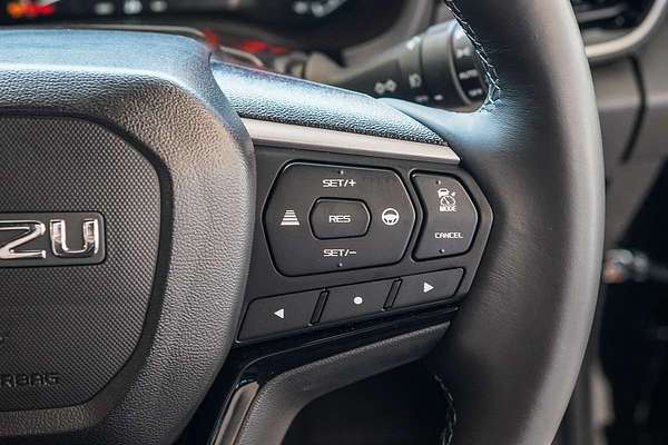 2025 Isuzu MU-X LS-T